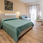 Apartament Gheos *