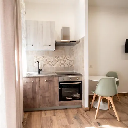 Gheos Apartament *